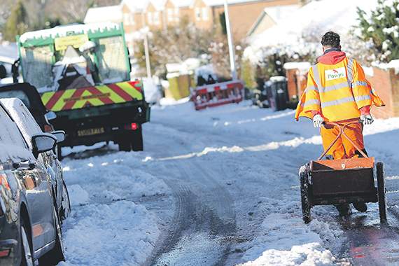 Gritting cutbacks in Powys 'abandoning remote residents'