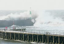 Flood alert for Ceredigion's coast as Storm Abigail rages on