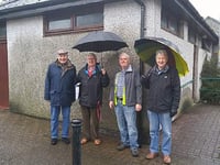 Group urges residents to back public toilets