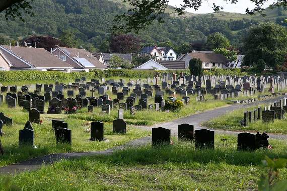 Machynlleth council to investigate after complaint over "partying" in cemetery