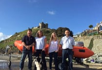 Mother and daughter thank their rescuers for saving their lives