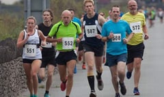 Nearly 200 runners take part in Ras y Cob