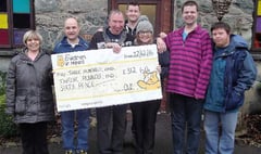 Woodland sponsored walk raises £300 for Children in Need