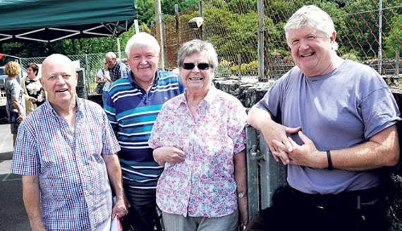 Former pupils say goodbye to Ysgol Ganllwyd