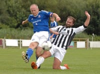 Barmouth see off the Bluebirds