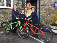 Clwb Beicio yn derbyn grant o £2,200
