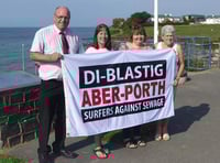 Aberporth proudly raises flag to show plastic-free status