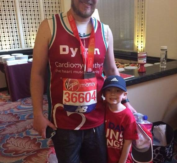 Dylan runs hottest London Marathon to honour friend