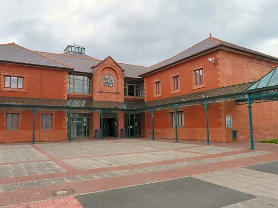 Tywyn man fined for breaching supervision order