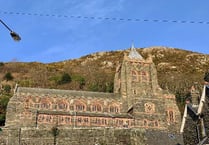£4,000 grant helps clock bring in 2020 on time