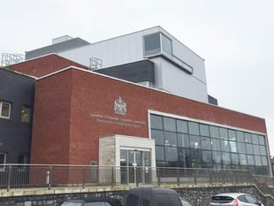 Y Ffor drink driver assaulted police officer