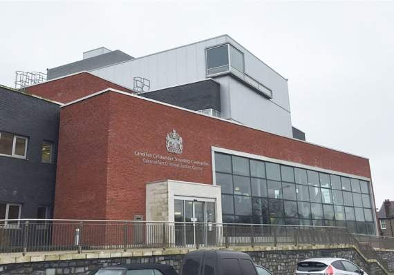Penrhyndeudraeth woman fined for threatening behaviour