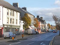 Person hospitalised after knife altercation off Mach high street