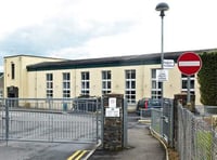 Whole school closes earlier than planned due to more cases