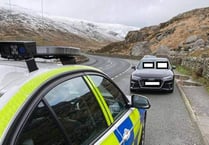 Visitors to national parks criticised for ignoring lockdown regulations