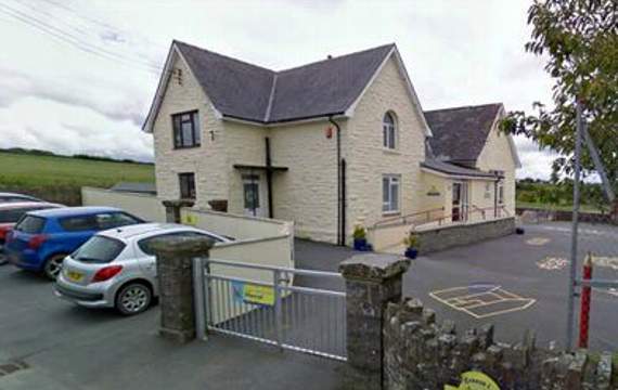Ceredigion Cabinet backs plans to sell of two former primary schools