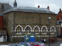 Market traders to move out for work on historic building