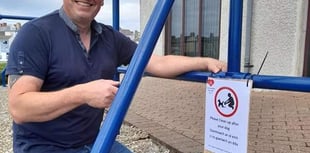 Free dog mess bag dispensers