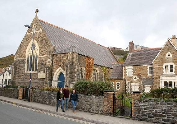 Council offices plan for former church approved