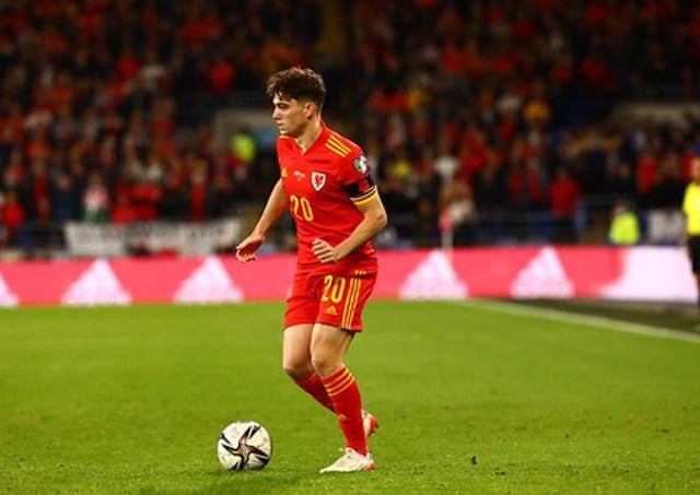 Kieffer Moore equaliser secures World Cup play-off seeding for Wales
