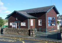 Council pushes ahead with school closure despite concerns