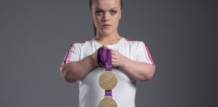 Former Paralympian Ellie Simmonds gears up for Six Nations Sin Bin