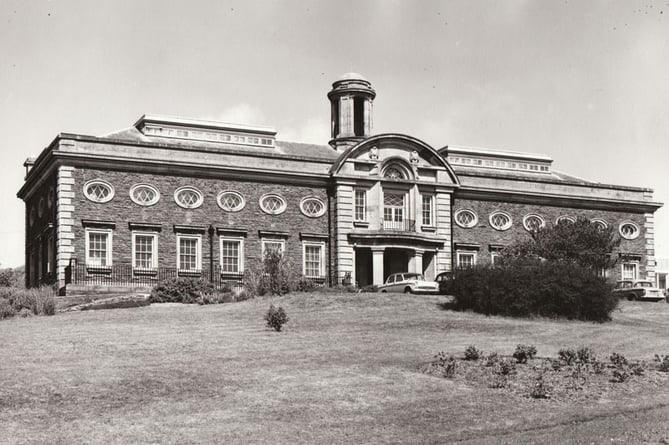 Edward Davies building 1906