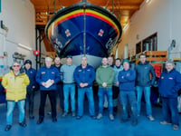 Rowers return to New Quay to thank rescuers