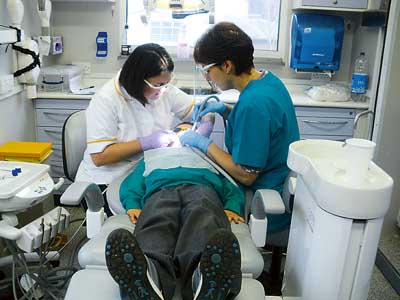 Bid to develop dentistry education across north and mid Wales welcomed