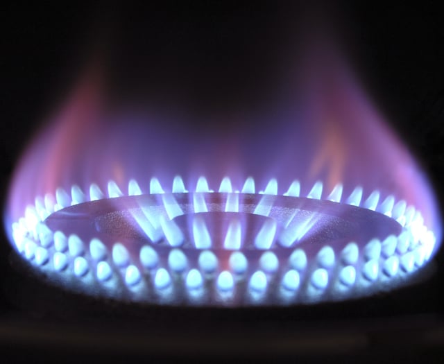 Stripping winter fuel payments from older people 'jeopardises health'