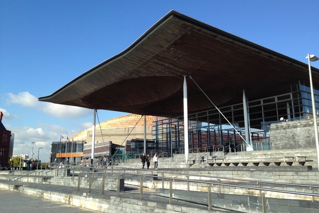 Wales’ top lawyer backs ban on ex-politicians judging old colleagues