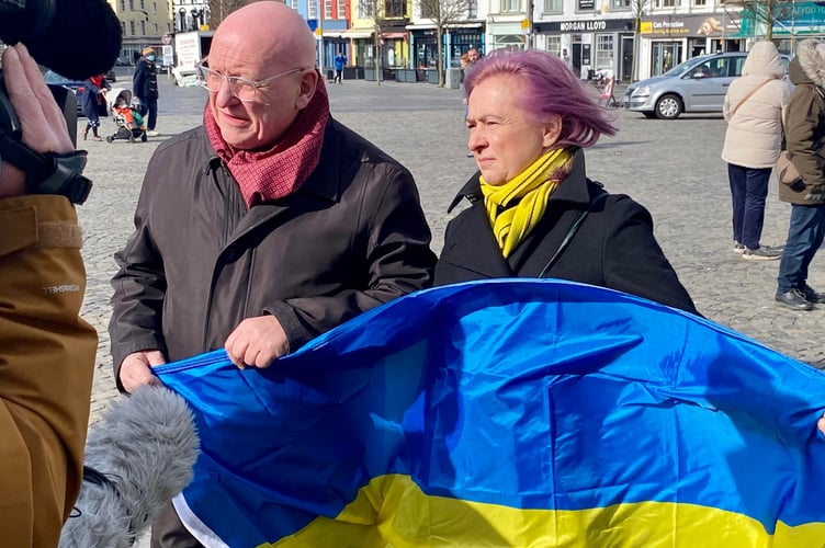 Hywel Williams Liz Saville Roberts Ukraine