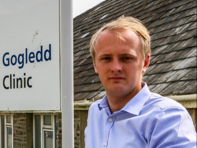 Ben Lake Ceredigion MP outside North Road Clinic