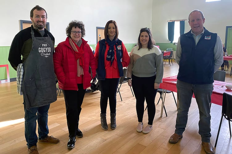 FUW Ceredigion County Chairman Morys Ioan, Elin Jones MS, FUW Ceredigion County Executive Officer Emma Davies, FUW Ceredigion Deputy County Executive Officer Mari Davies and FUW Deputy President Ian Rickman