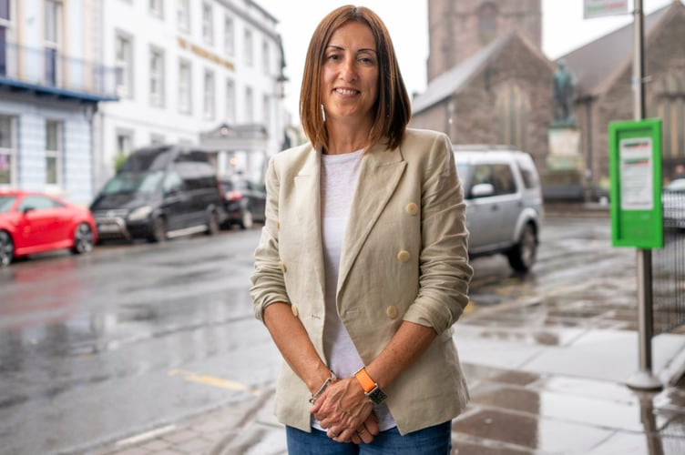 Jane Dodds MS