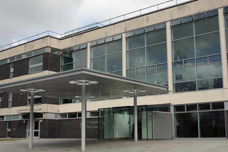 Mold Crown Court