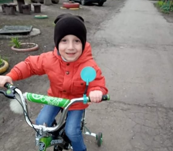 Six-year Lev plays back in Ukraine without a care in the world
