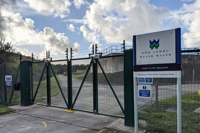 Welsh Water llanbadarn