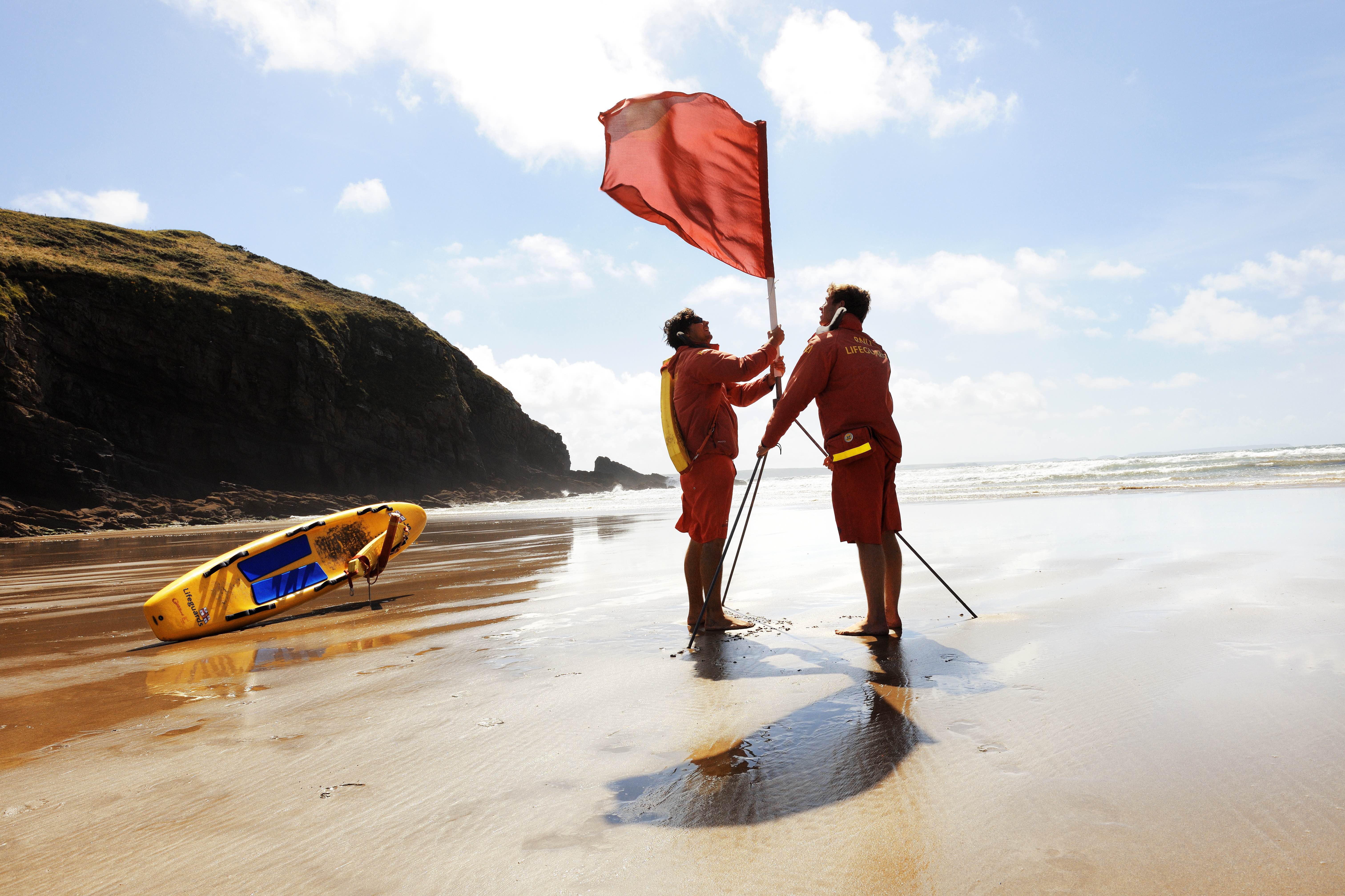 Lifeguards return to beaches this weekend