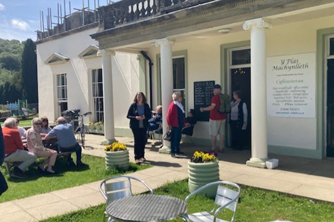 A delegation from Kronberg spent a day travelling around mid Wales, stopping at Y Plas, in Machynlleth, for lunch