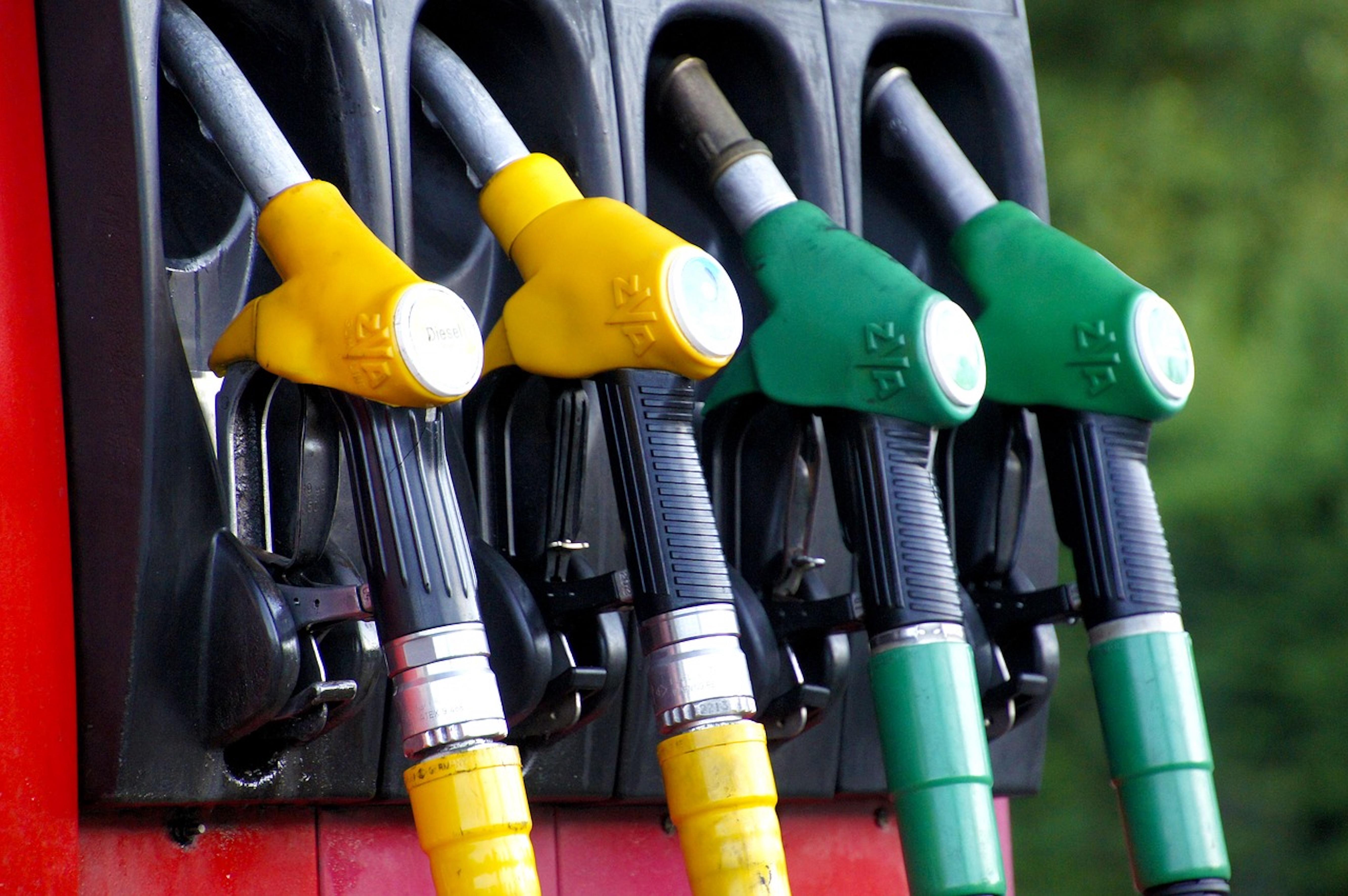 Everyone feels the pinch of sky high fuel prices - Vimarsana News
