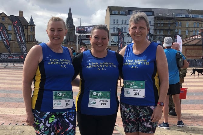 Helen Williams, Lyndsey Wheeler and Wendy Williams at the Rhyl half marathon 2022