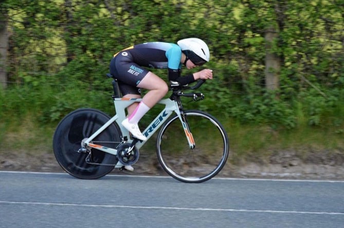 Lowri Richards won a bronze medal at the British National Junior Time Trial Championships 2022