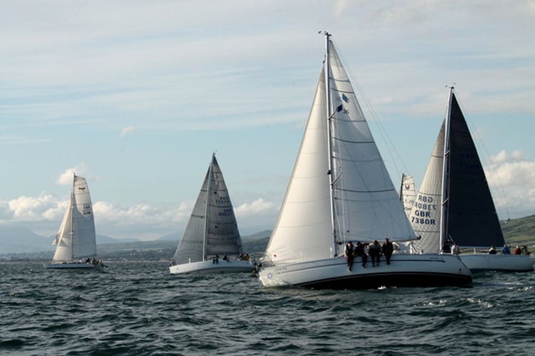 The Three Peaks Race starts in Barmouth on Saturday, 9 July, 2022