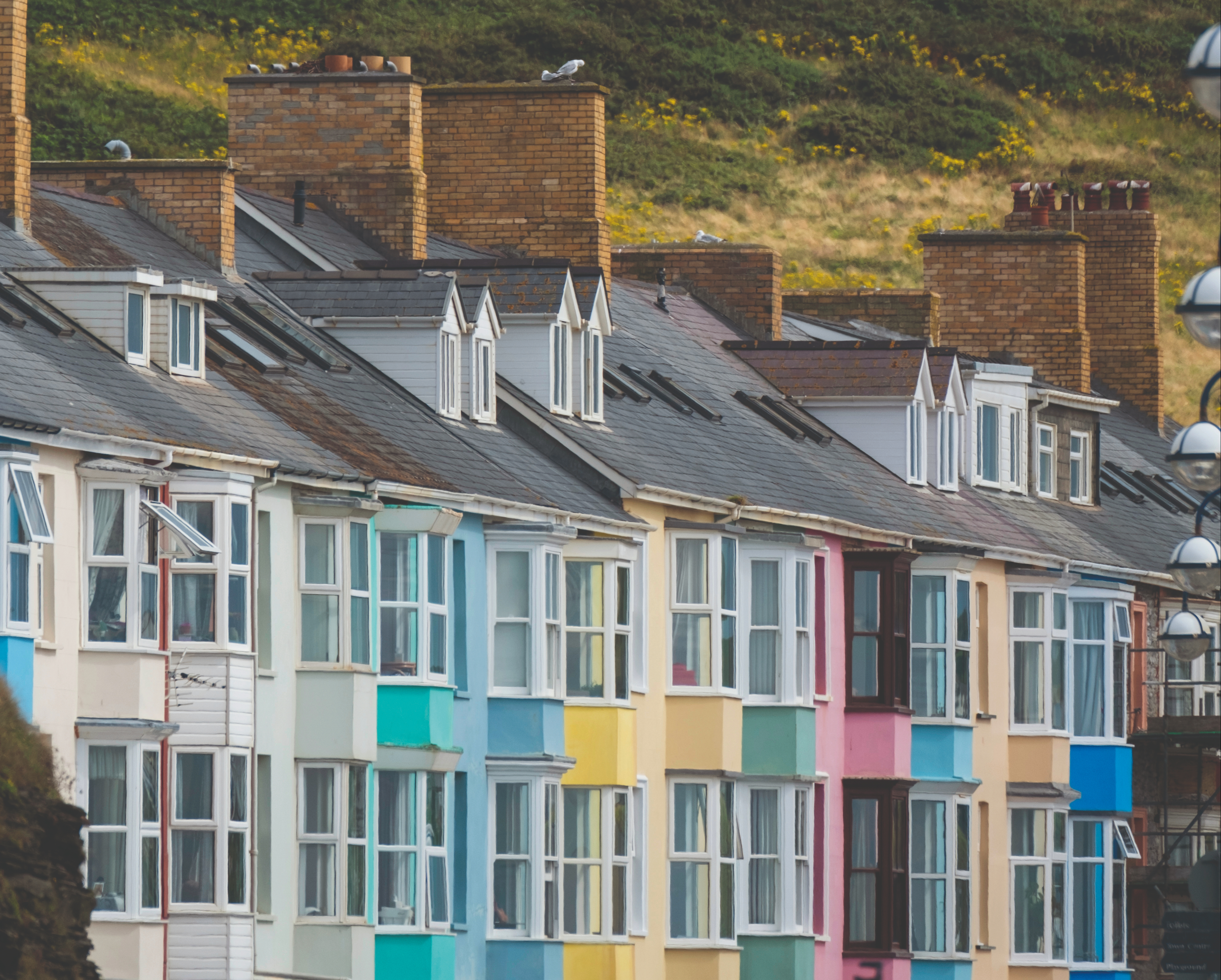 Hundreds of holiday homes in Ceredigion, figures show
