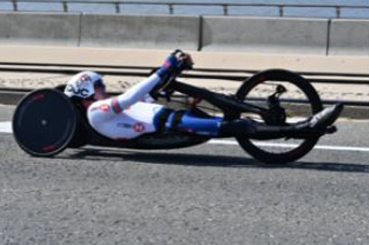 Former double British champion hand cyclist Luke Jones will represent GB in World Championship