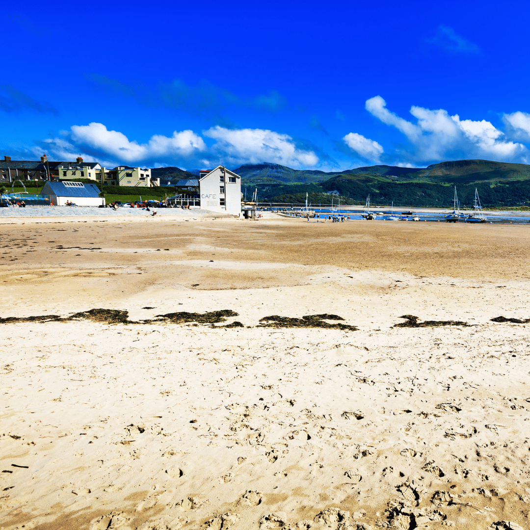 Barmouth is second most popular beach in Wales | cambrian-news.co.uk - Vimarsana News