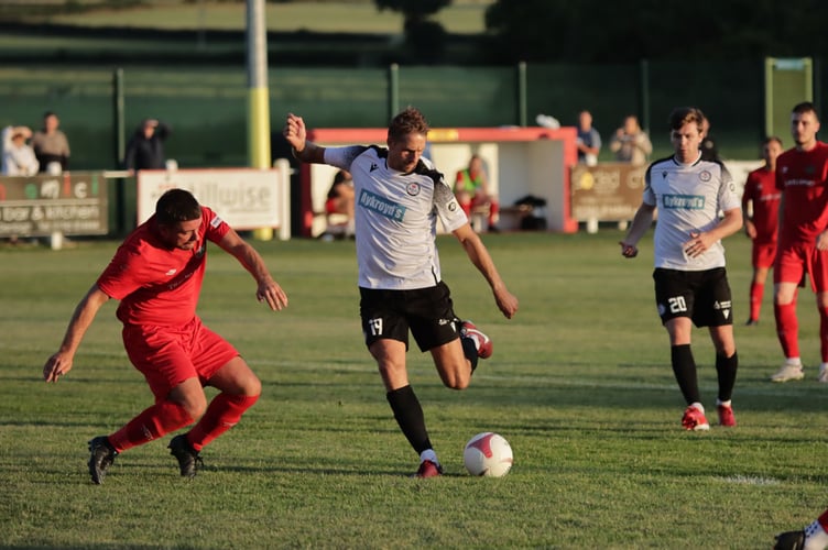 Bala’s David Edwards has an effort on goal against Denbigh Town, pre-season friendly 26 July 2022