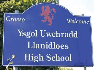 Call for smartphones to banned in all Powys schools