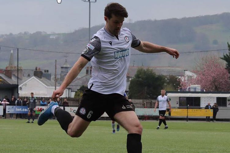Jonny Spittle leaves Bala Town